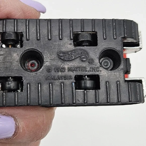 Lot Of 4 Vintage Hot Wheels Cars 1976-1992 See Description Malaysia - Picture 5 of 16